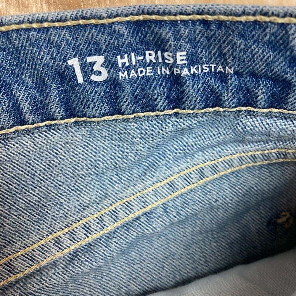 Arizona High-waist Distressed Faded Ripped Frayed Hem Denim Shorts - Picture 8 of 11